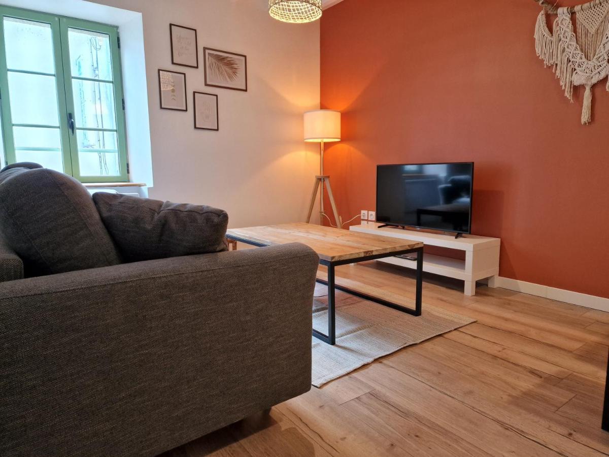 Logement De Caractere En Haute Ville De Quimperle Exterior photo